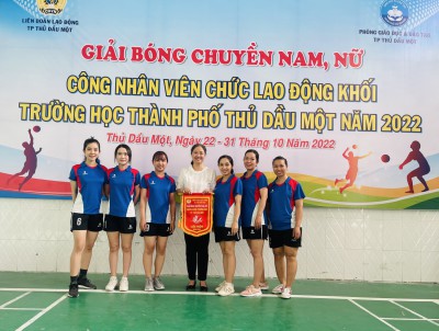 Giải bóng chuyền nữ khối trường học TPTDM năm 2022